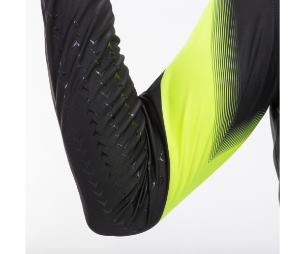 KOMPLET BRAMKARSKI JOMA ZAMORA V JR CZARNY + HERB